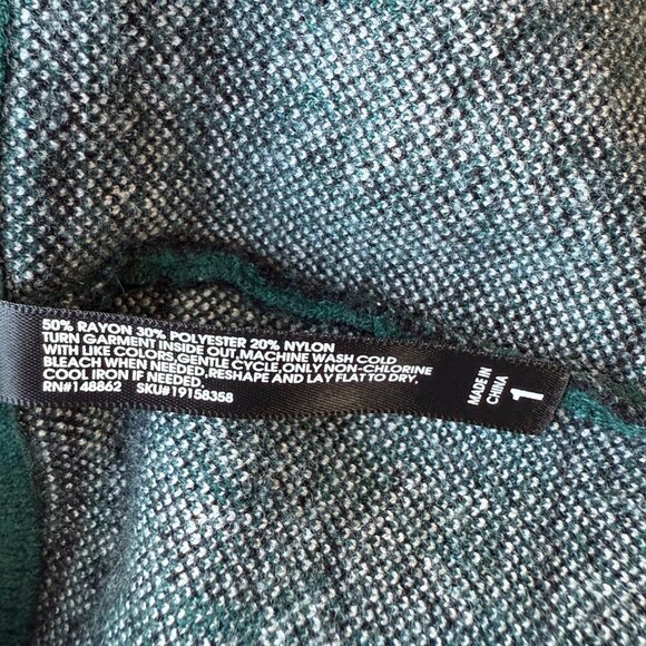 Torrid Green Fair Isle Knit Leggings Rayon/Polyester/Nylon Blend Womens Sz 1/XL - Picture 3 of 4